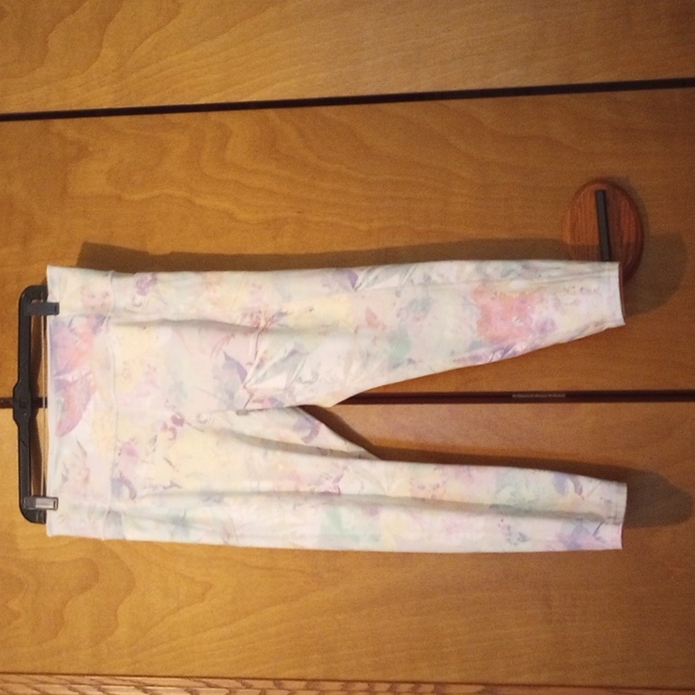 Capri Workout Leggings with Pockets